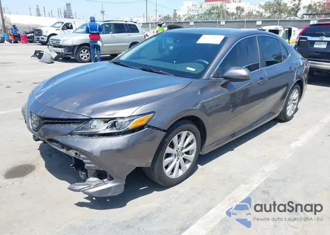 2018 Toyota Camry L/Le/Se/Xle from USA, damaged, VIN 4T1B11HK8JU123780